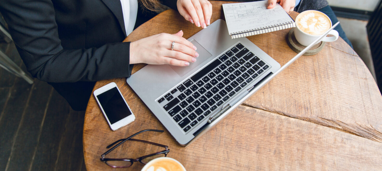 Professionelle Geldwäscheprävention für Unternehmen: Beratung und KYC-Prüfung am Arbeitsplatz